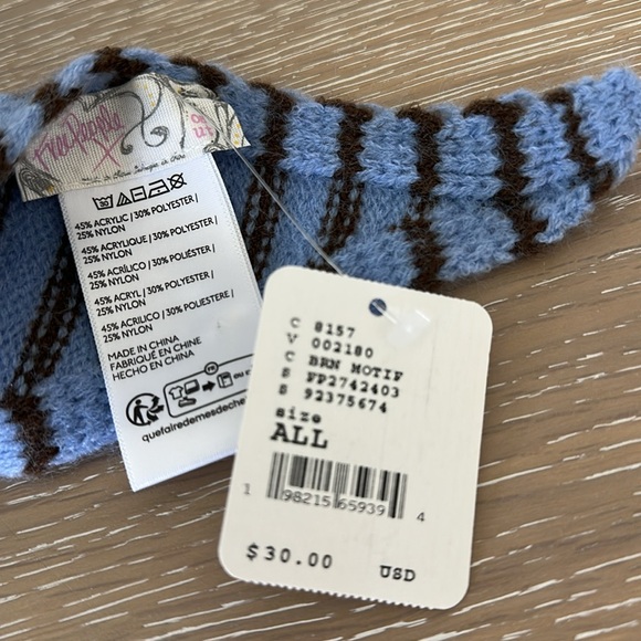 NWT FREE PEOPLE Light Blue and Dark Brown Striped BANDANA/Scarf! - Picture 3 of 4